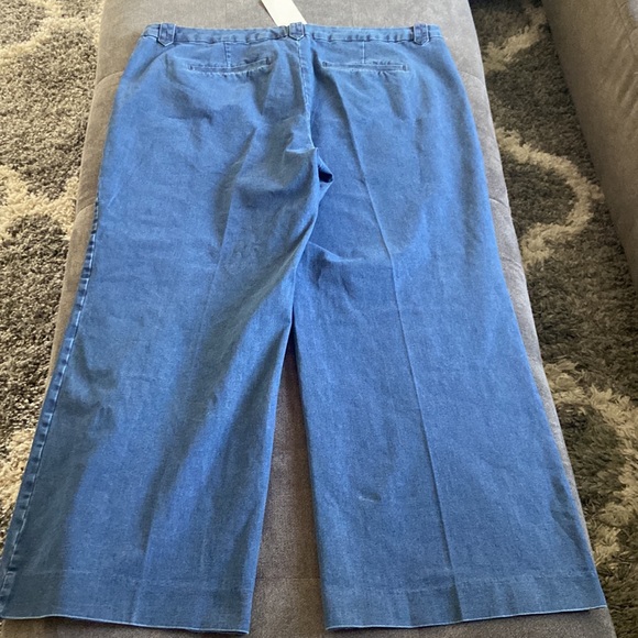 Isaac Mizrahi True Denim Wide Leg Jeans - Picture 3 of 8